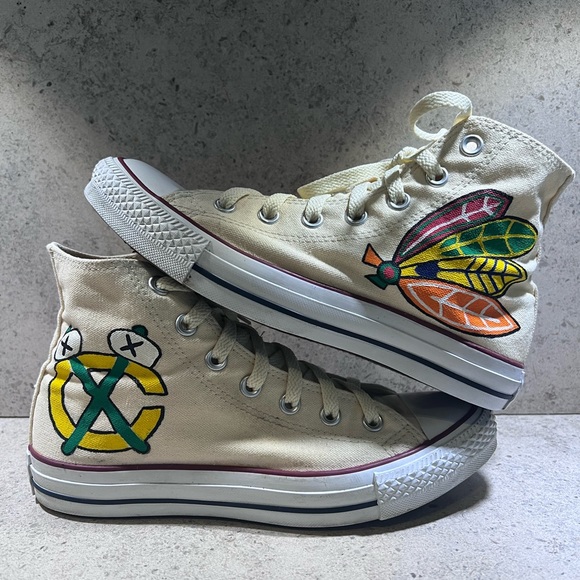 Converse Shoes - Chicago Blackhawks Converse